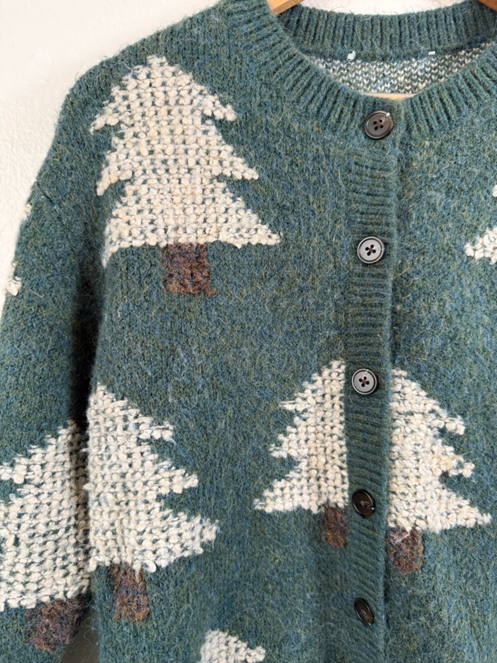 Coldwater Creek Evergreen Cardigan Sweater Jacquard Tree Motif Size L Like New - Picture 3 of 6